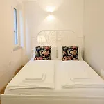 Tartiniela Apartament *