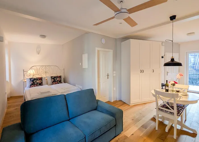 Apartment Tartiniela *