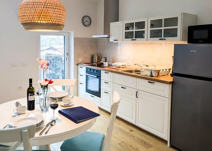 Apartment Tartiniela *